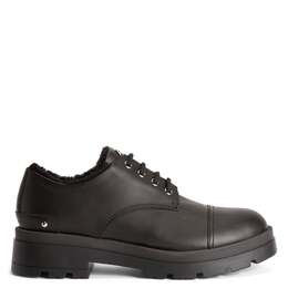 Giuseppe Zanotti: Чёрные мокасины 