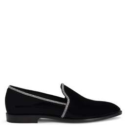 Giuseppe Zanotti: Чёрные мокасины 