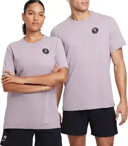 Nike: Фиолетовая футболка  Dri FIT