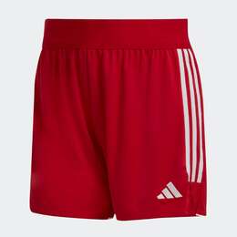 Adidas: Красные шорты  Tiro