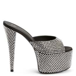 Giuseppe Zanotti: Чёрные сандалии 