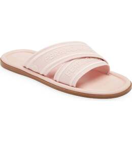 Salvatore Ferragamo: Розовые сандалии 