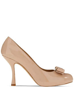 Salvatore Ferragamo: Бежевые туфли 