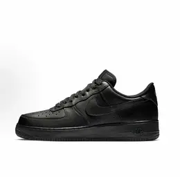 NIKE: Чёрные кроссовки 