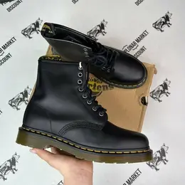 Dr. Martens: Чёрные ботинки  1460
