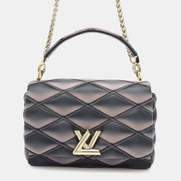 Louis Vuitton: Чёрная сумка 