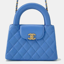 Chanel: Светлая сумка 