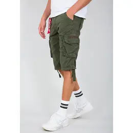 Alpha Industries: Однотонные шорты 