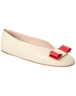 Salvatore Ferragamo: Красные балетки  Vara Bow
