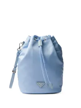 Prada: Светлая сумка 