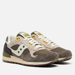 Saucony: Зелёные кроссовки  Shadow 5000