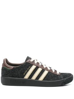 Adidas: Чёрные кроссовки 