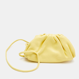 Bottega Veneta: Жёлтая сумка  Pouch
