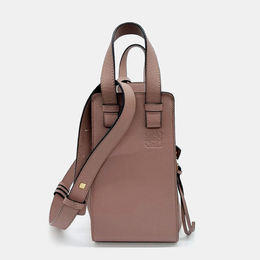 Loewe: Коричневая сумка  Hammock Small