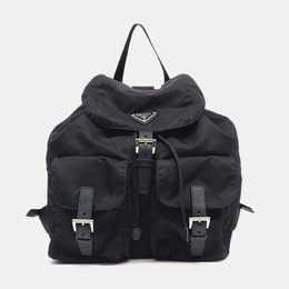Prada: Чёрный рюкзак 
