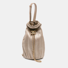 Chanel: Светлый рюкзак 