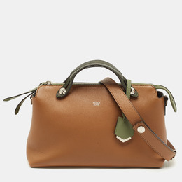 Fendi: Коричневая сумка  By The Way