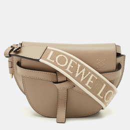 Loewe: Бежевая сумка  Gate
