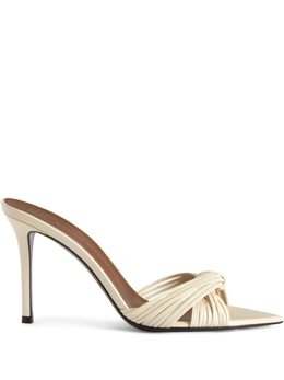 Giuseppe Zanotti: Сабо 