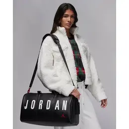 Jordan: Чёрная сумка 