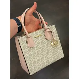 MICHAEL KORS: Золотая сумка 