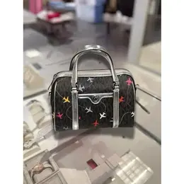 MICHAEL KORS: Чёрная сумка 