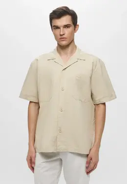 Lacoste: Бежевая рубашка 