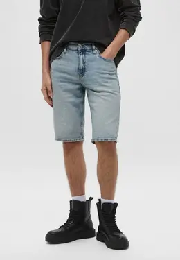 Calvin Klein Jeans: Джинсовые шорты 