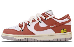 Nike: Оранжевые кроссовки  Dunk