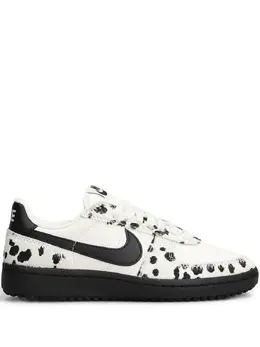 Nike: Белые кроссовки 