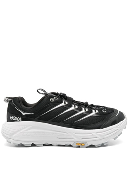 HOKA: Чёрные кроссовки 
