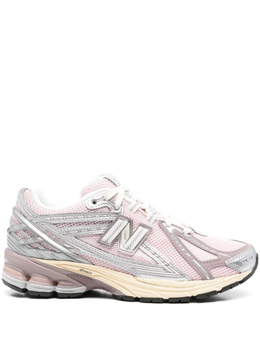 New Balance: Розовые кроссовки 