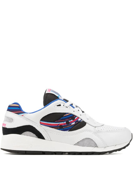 Saucony: Белые кроссовки  Shadow