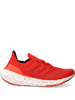 Adidas: Красные кроссовки  UltraBoost