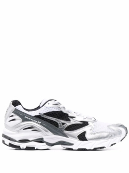 Mizuno: Белые кроссовки 
