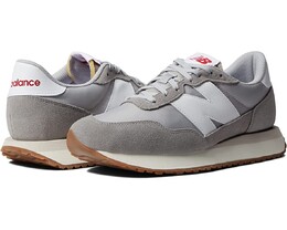 New Balance: Серые кроссовки 