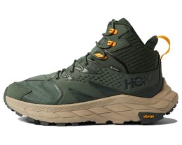 HOKA: Чёрные кроссовки 