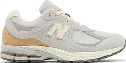 New Balance: Серые кроссовки  2002R