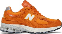 New Balance: Оранжевые кроссовки  2002R