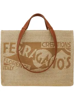 Ferragamo: Бежевая сумка-шоппер 
