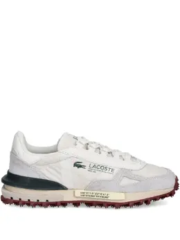 Lacoste: Белые кроссовки 