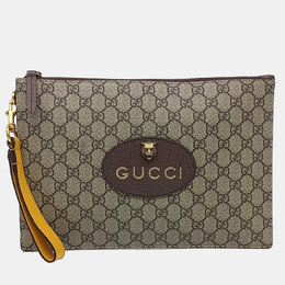 Gucci: Коричневый клатч  GG Supreme