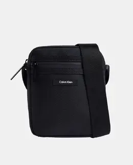 Calvin Klein: Чёрная сумка 