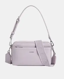 Calvin Klein: Фиолетовая сумка 