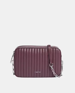 Calvin Klein: Фиолетовая сумка 