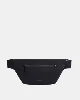 Calvin Klein: Чёрная поясная сумка 