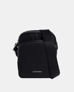 Calvin Klein: Чёрная сумка 
