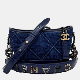 Chanel: Голубая сумка 