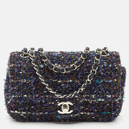 Chanel: Голубая сумка 