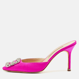 Manolo Blahnik: Розовые сабо  Hangisi